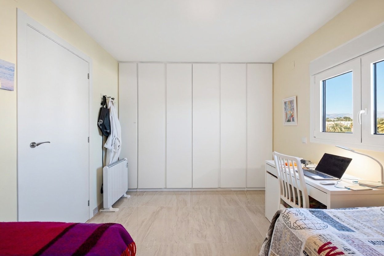 Ático en venta en Carretera del Albir — Schlafzimmer