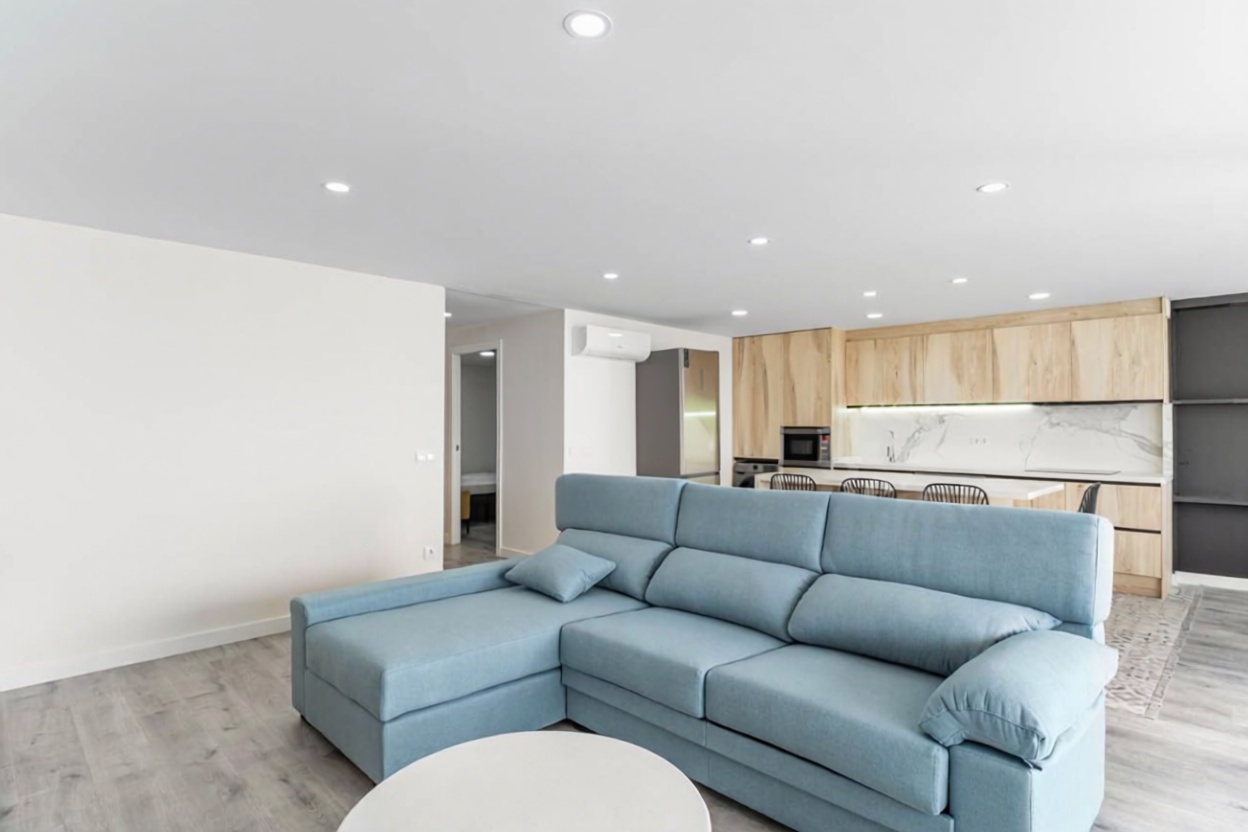 Wohnung in erste Strandlinie in Alicante — Schlafzimmer