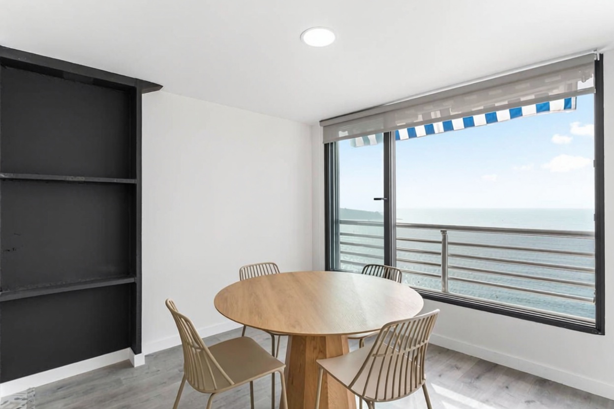 Wohnung in erste Strandlinie in Alicante — Küche