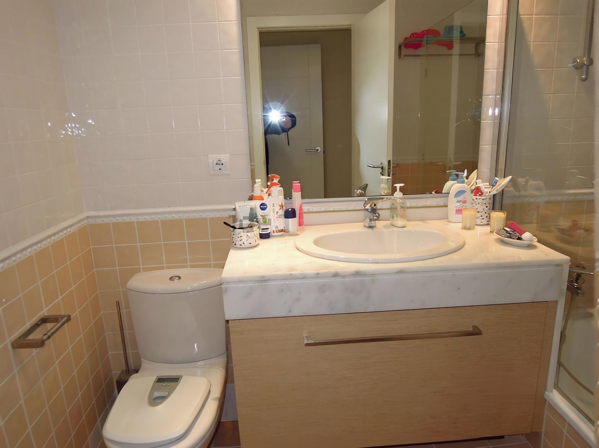 Piso en venta en Calle Isla de Altea — Bad