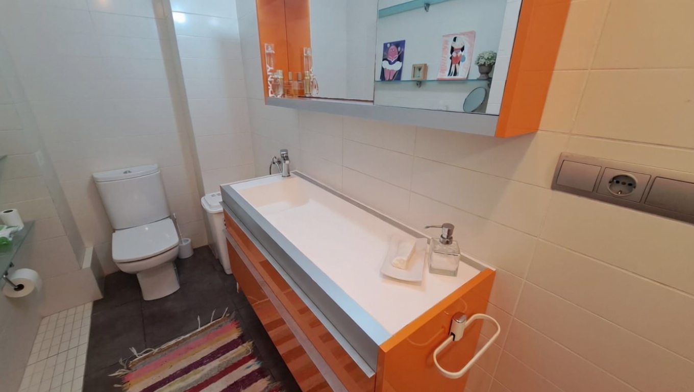Piso en venta en Zona l'Olla — Bad