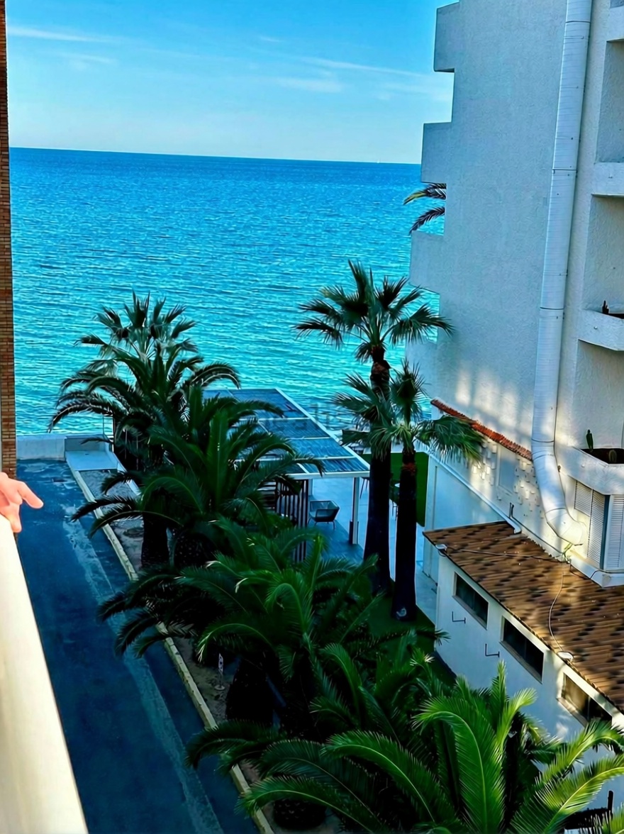 Appartement en première ligne de plage à Altea — Vue mer