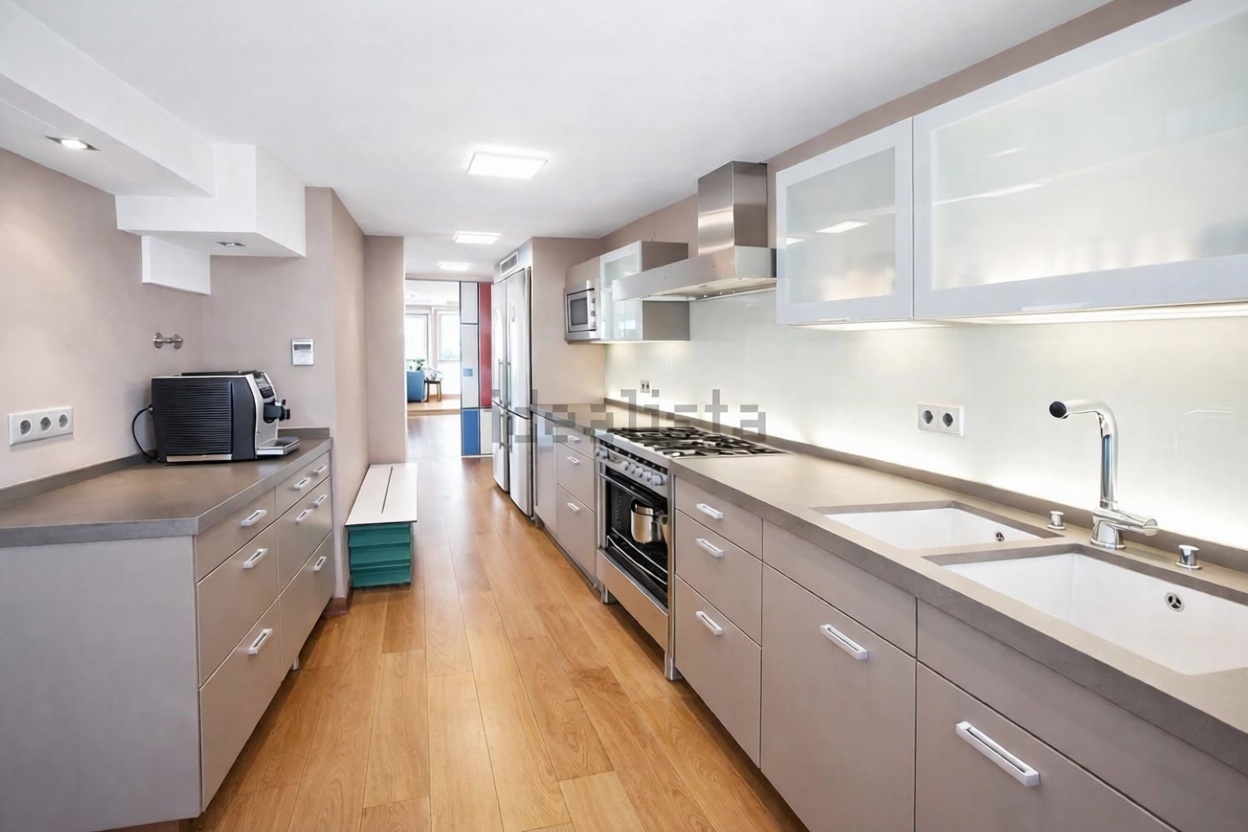 Flat in Primera Línea de Playa in Benidorm — Kitchen
