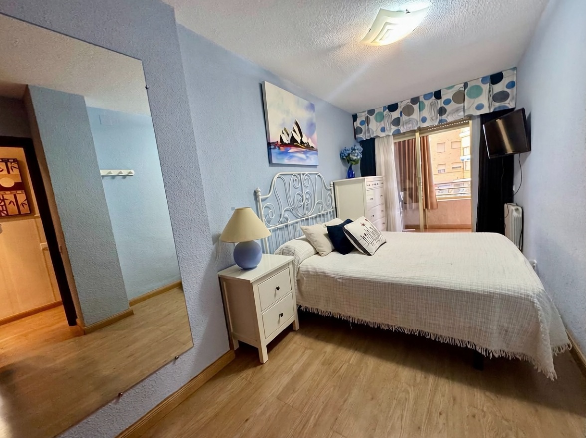 Flat in Benidorm on the Seafront — Bedroom