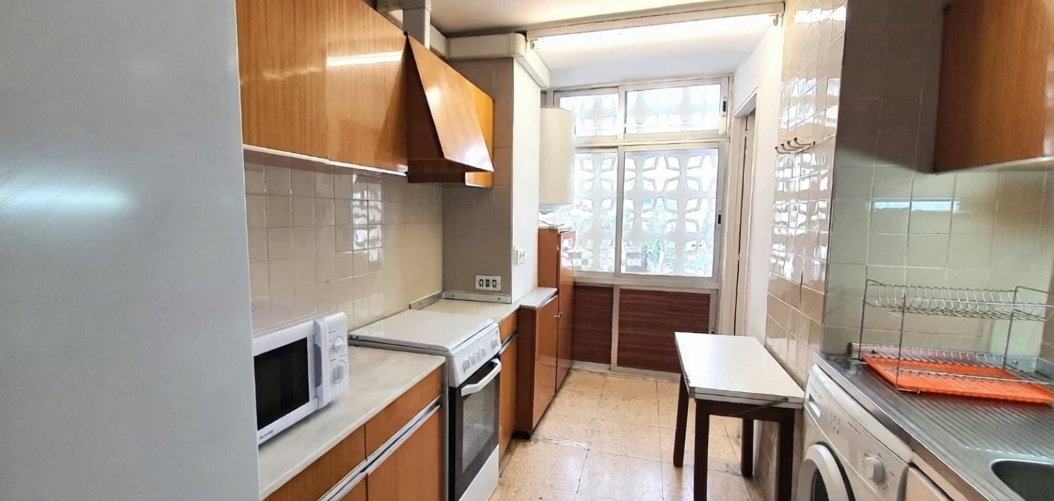 Appartement en première ligne de plage à Benidorm — Cuisine