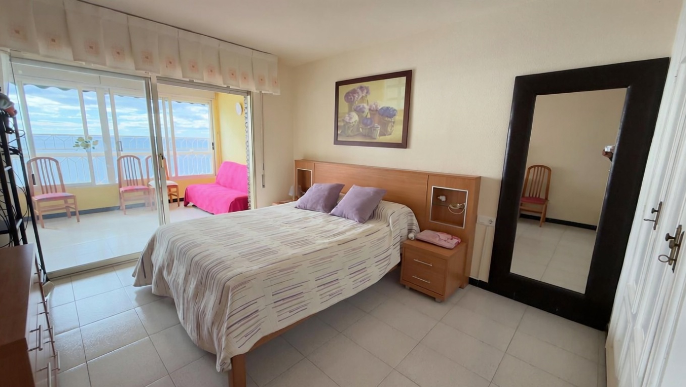 Piso en primera línea de playa en Benidorm — Quarto