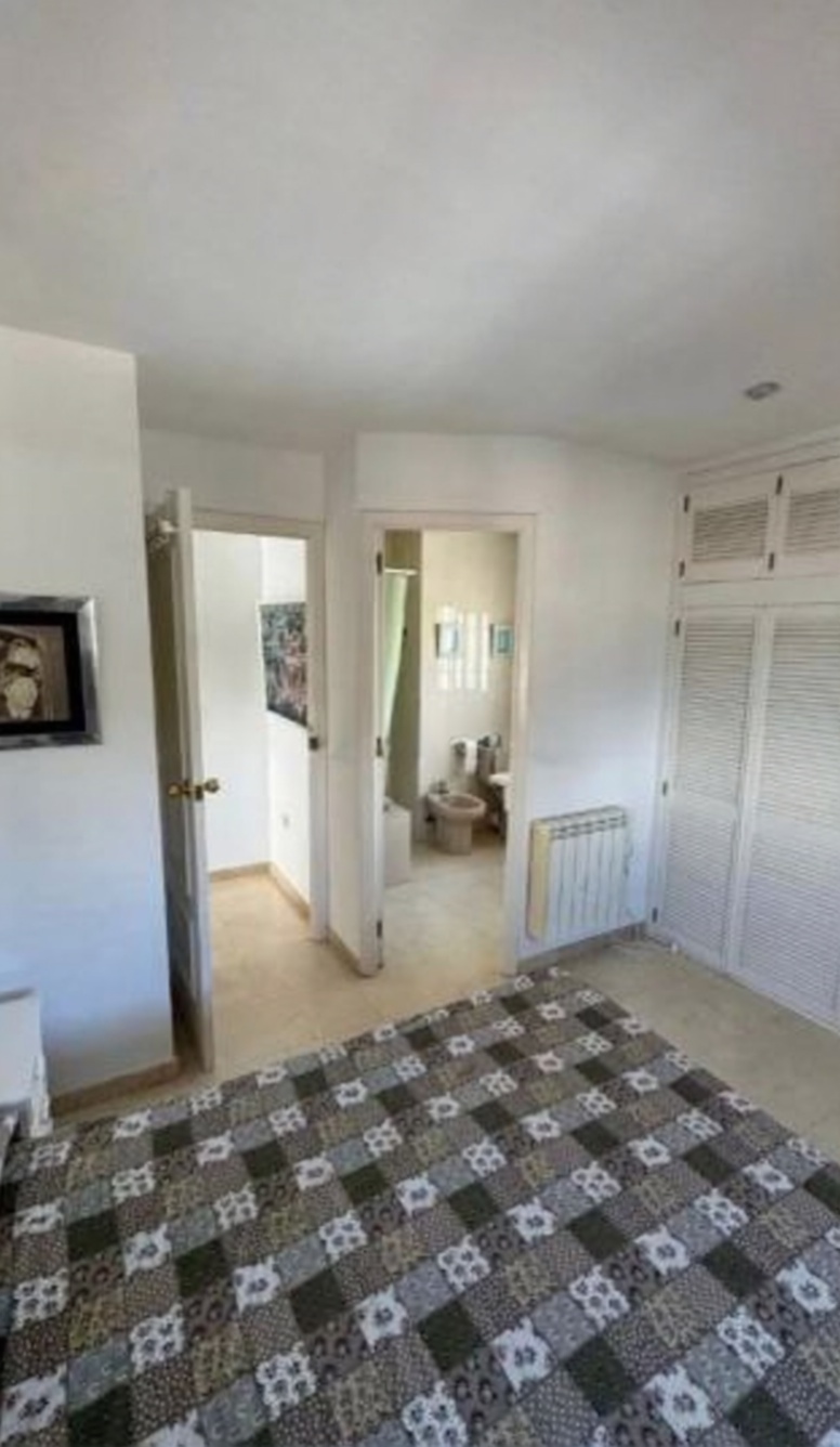 Flat in First Line of Beach in Benidorm — Bedroom