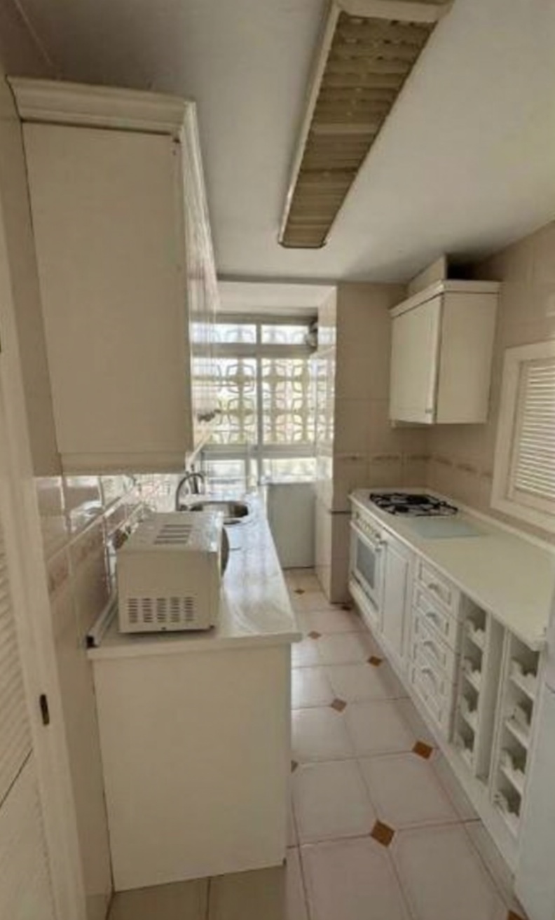 Flat in First Line of Beach in Benidorm — Kitchen