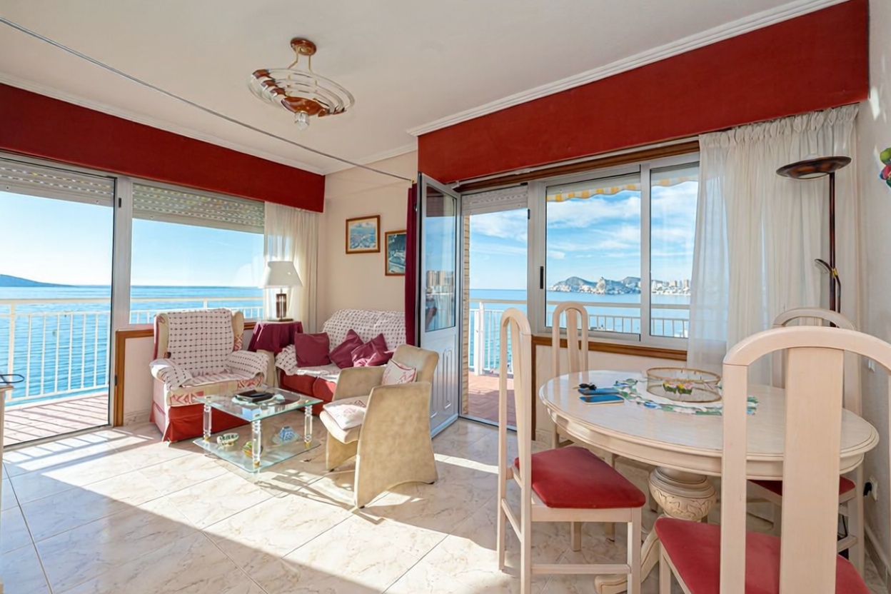 Flat in Primera Línea de Playa in Benidorm — Living room