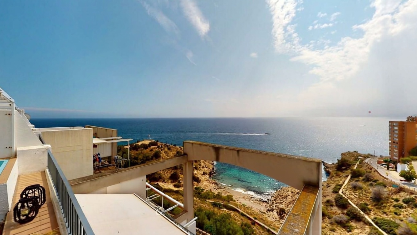 Dúplex en primera línea de playa en Benidorm — Sea terrace