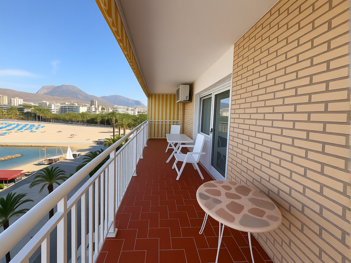 Flat in First Line of Beach in Benidorm — Sea terrace