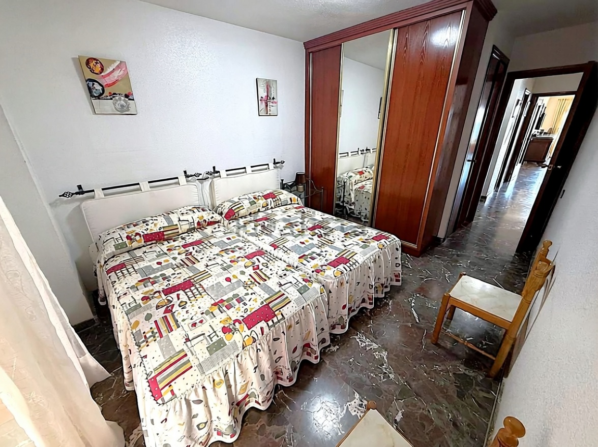 Piso en primera línea de playa en Benidorm — Quarto