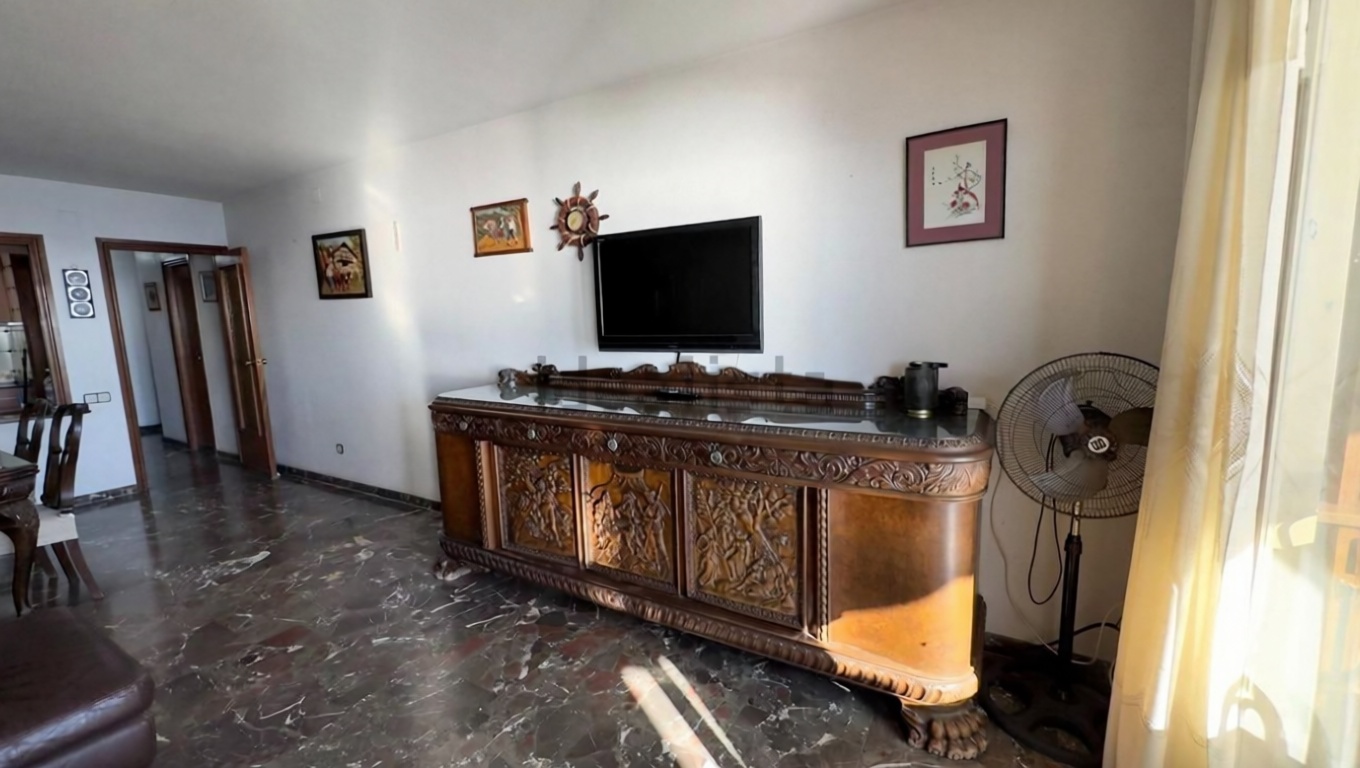 Appartement en première ligne de plage à Benidorm — Chambre