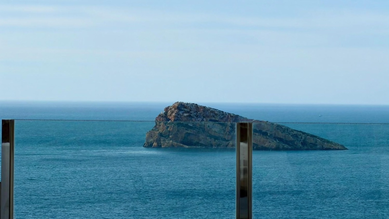 Dúplex en primera línea de playa en Benidorm