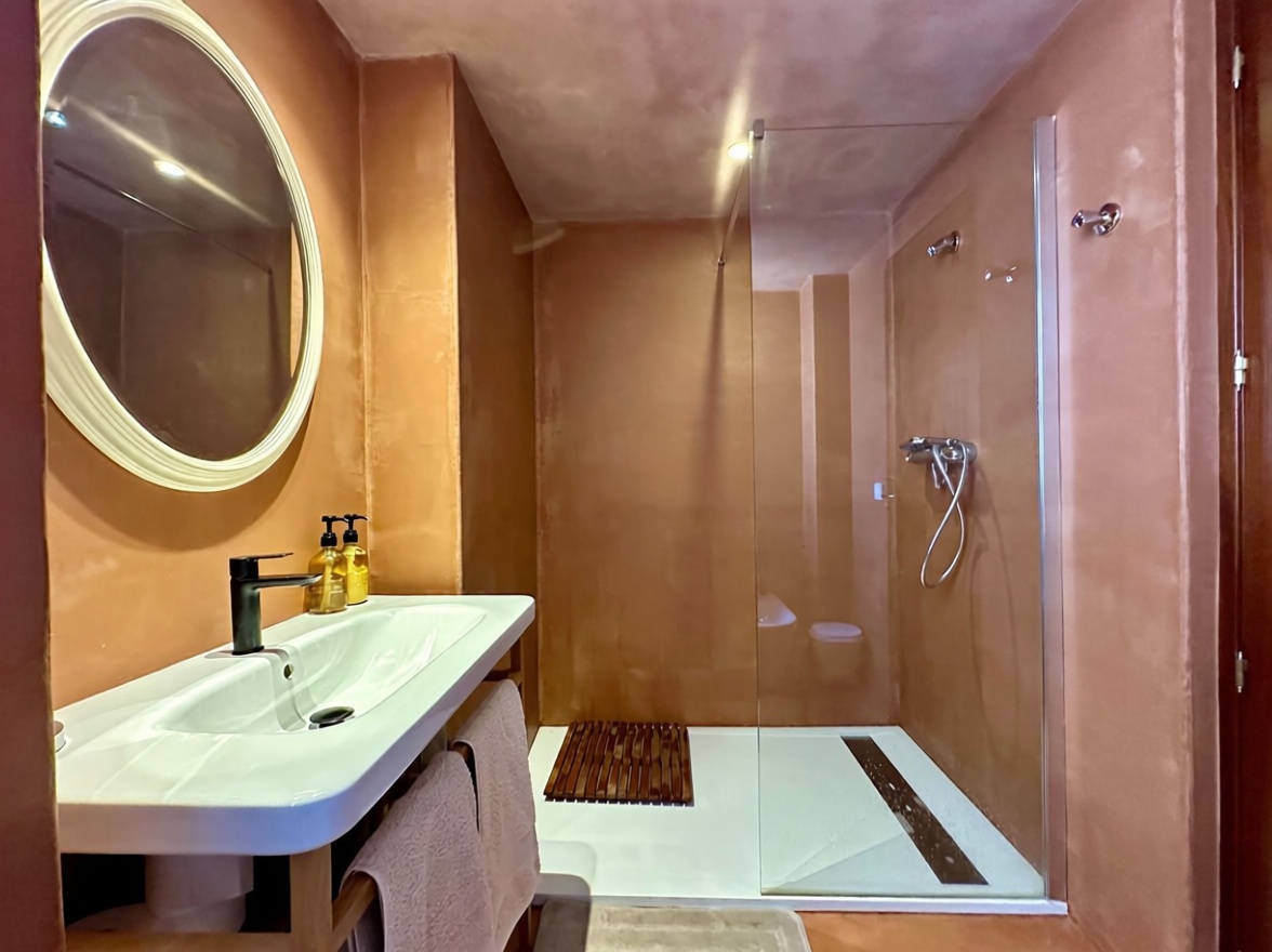 Piso en primera línea de playa en Benidorm — Baño