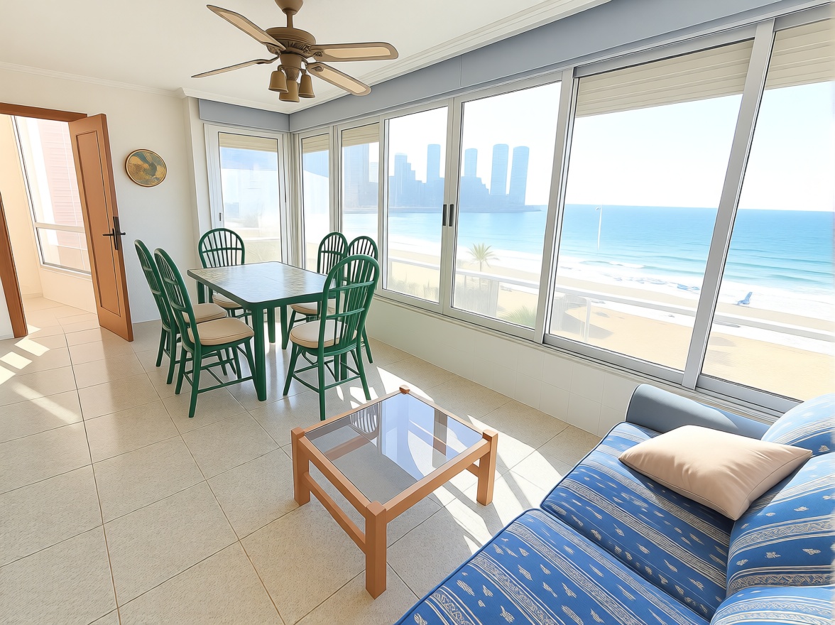 Piso em primeira linha de praia em Benidorm — Terraço mar