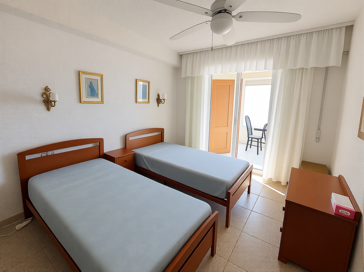 Piso em primeira linha de praia em Benidorm — Quarto