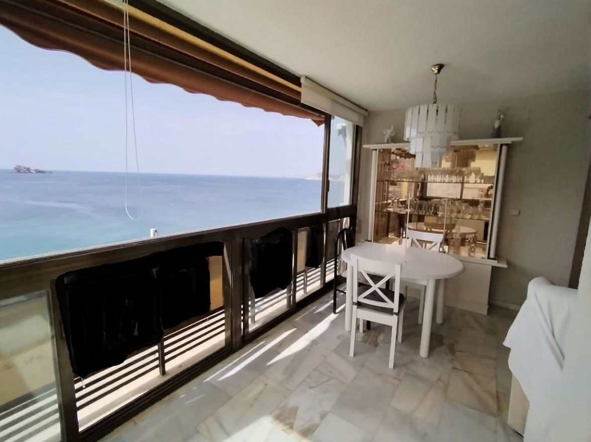 Apartamento em primeira linha de praia em Benidorm
