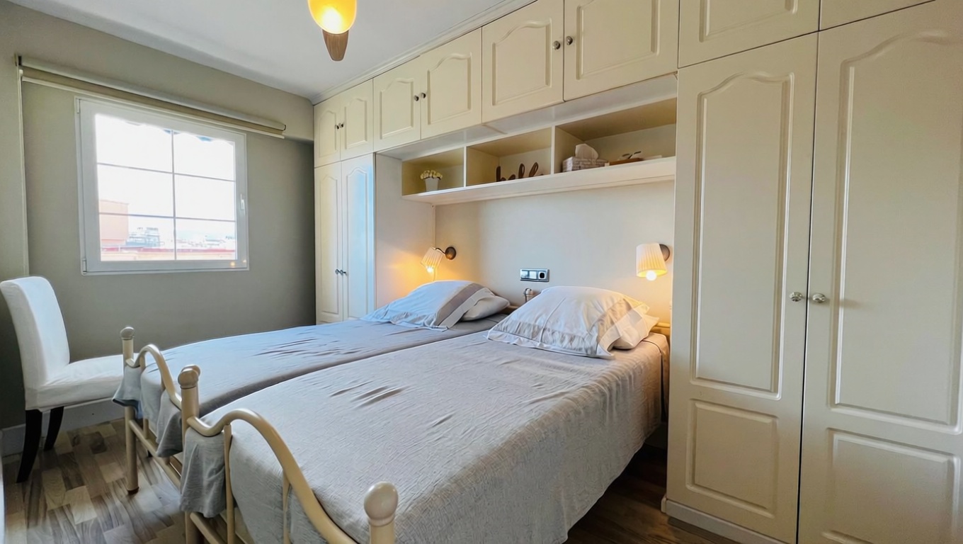 Apartamento em primeira linha de praia em Benidorm — Cozinha