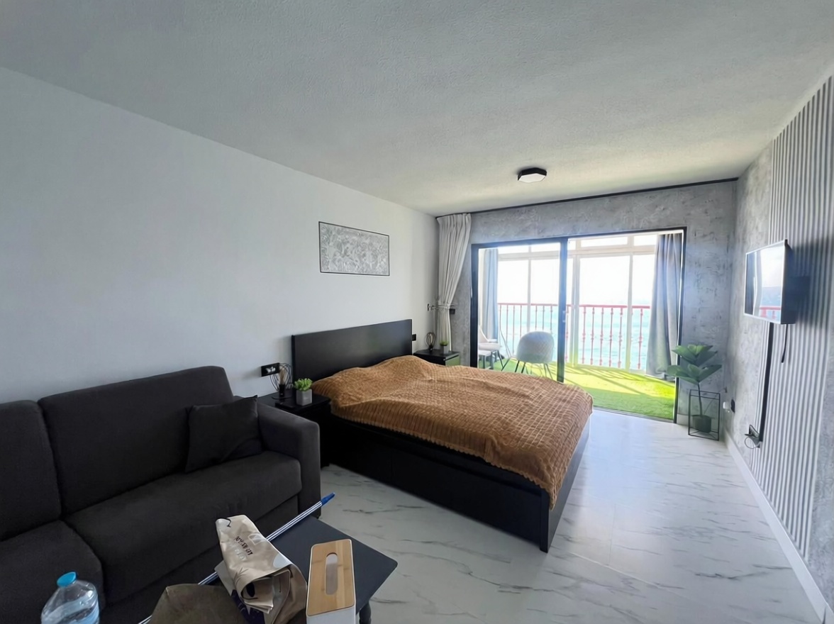 Estudio en primera línea de playa en Benidorm — Bedroom
