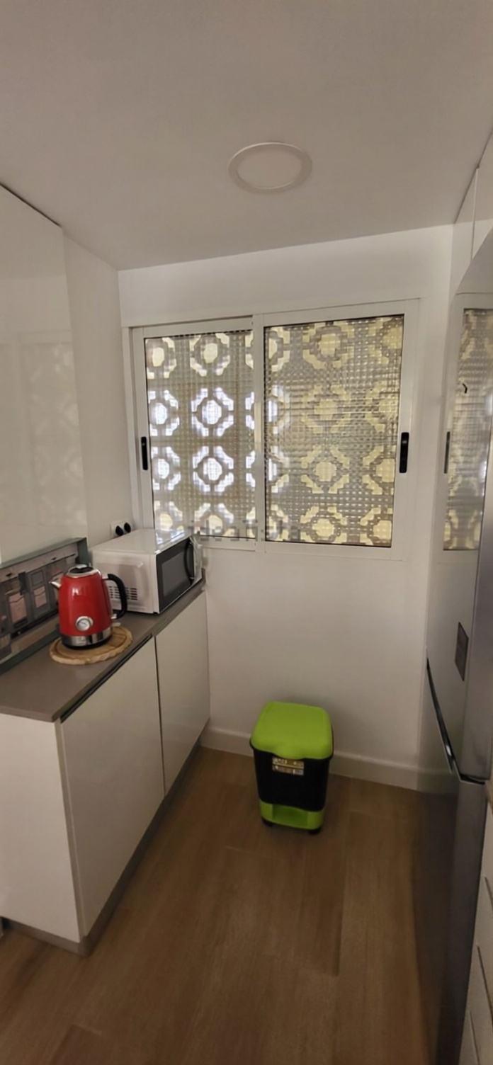 Wohnung in erster Strandlinie in Benidorm — Bad