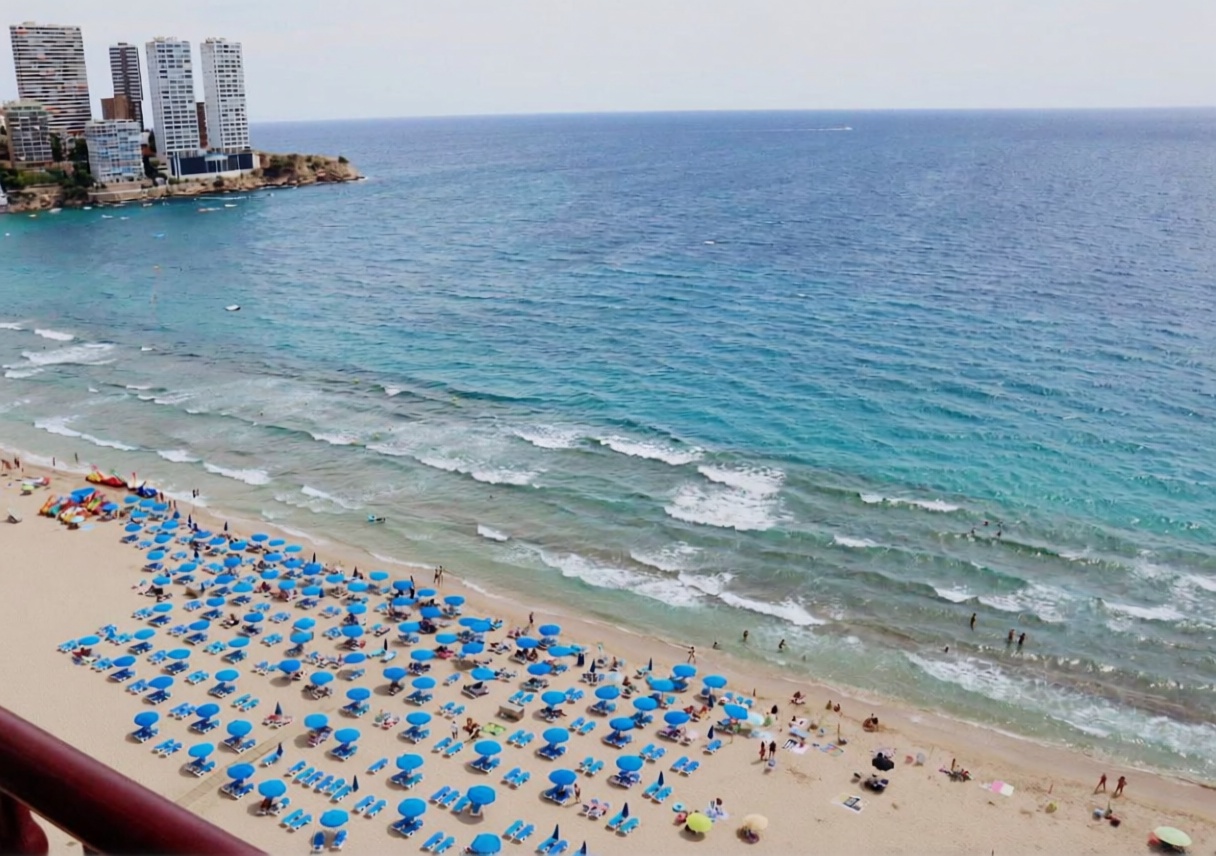 Studio in Primera Línea de Playa in Benidorm — Sea view