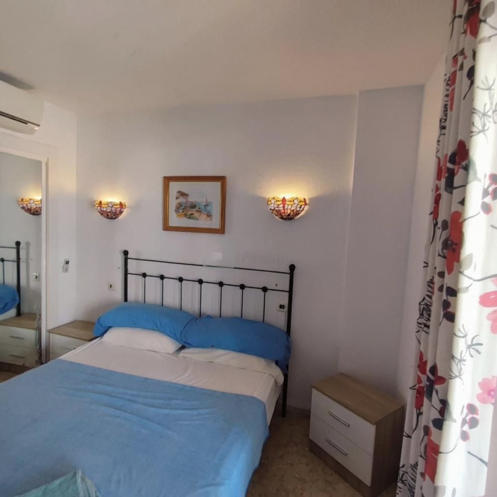 Flat in Primera Línea de Playa, Finestrat — Bedroom