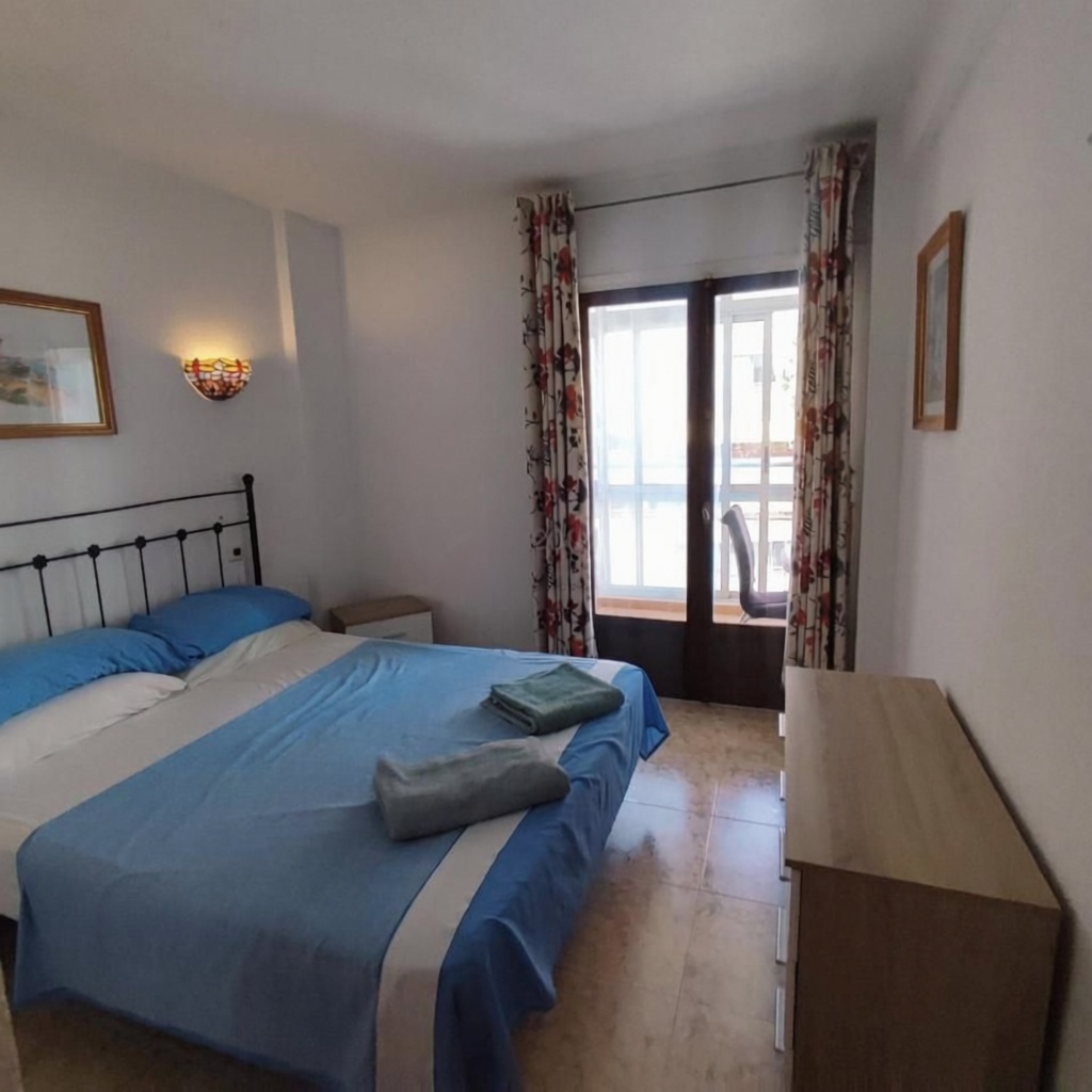 Flat in Primera Línea de Playa, Finestrat — Bedroom