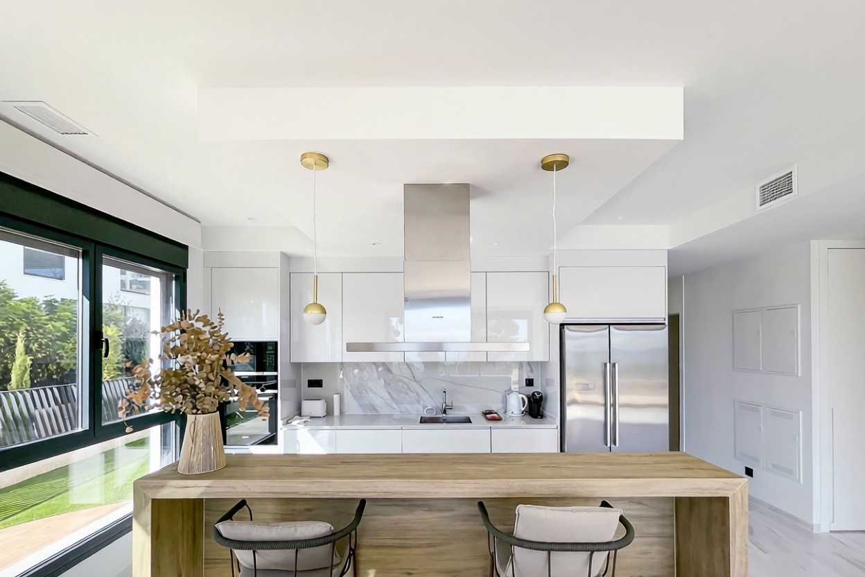 Flat in Villajoyosa on the First Line of the Beach — Kitchen