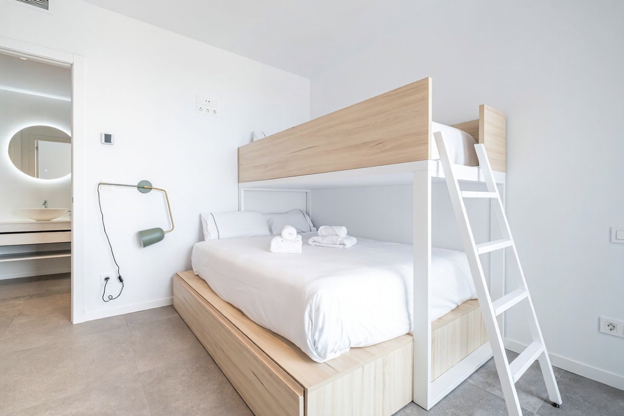 Dúplex en primera línea de playa en Villajoyosa — Sea view