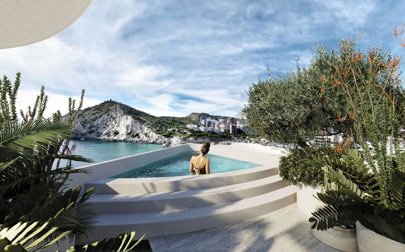 Dúplex en primera línea de playa en Finestrat — Piscina