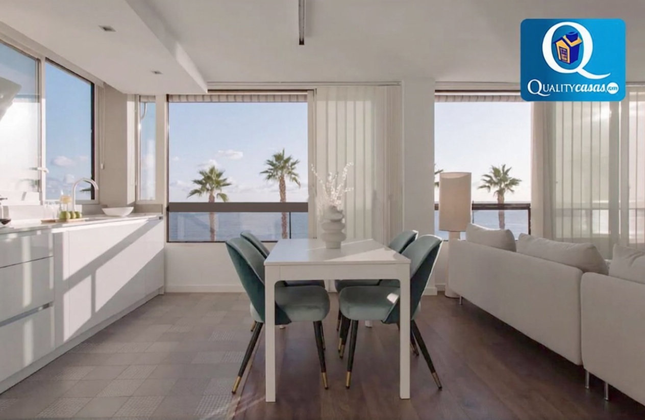 Appartement en première ligne de plage à Villajoyosa