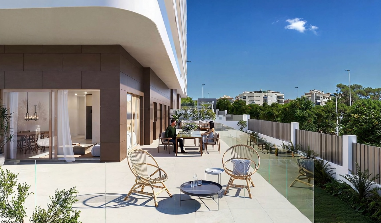 Piso en primera línea de playa en Villajoyosa — Terrasse