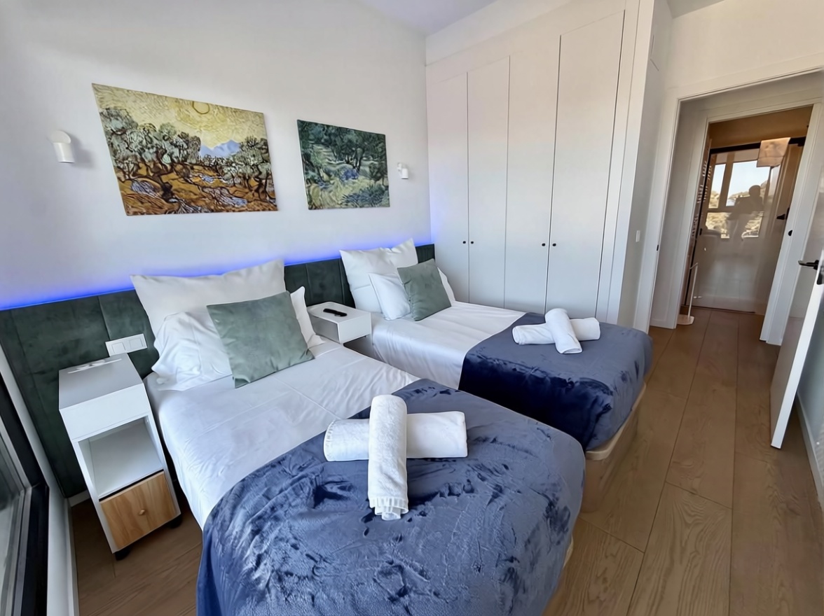 Piso en primera línea de playa en Villajoyosa — Bathroom