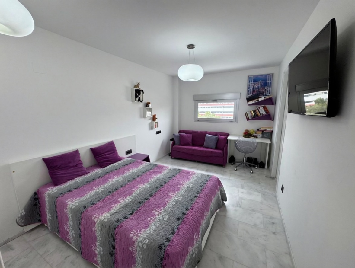 Flat in Primera Línea de Playa in Villajoyosa — Bedroom