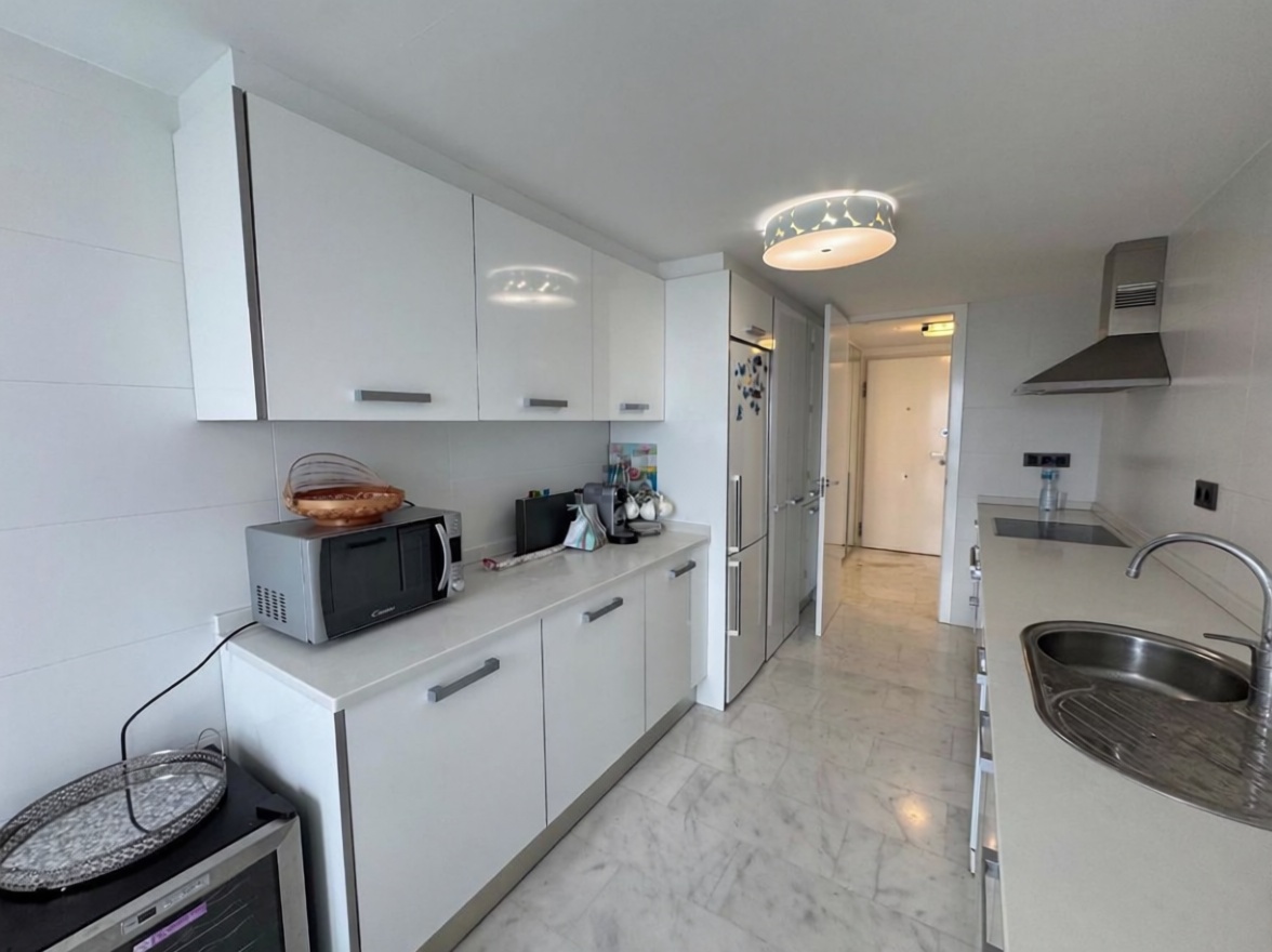 Flat in Primera Línea de Playa in Villajoyosa — Kitchen