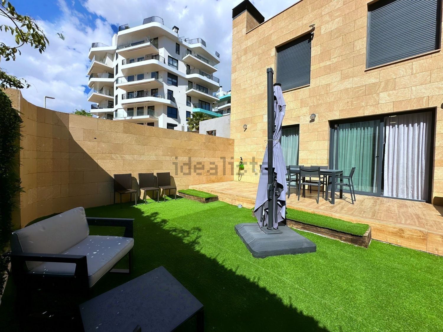 Chalet with Direct Beach Access in Villajoyosa
