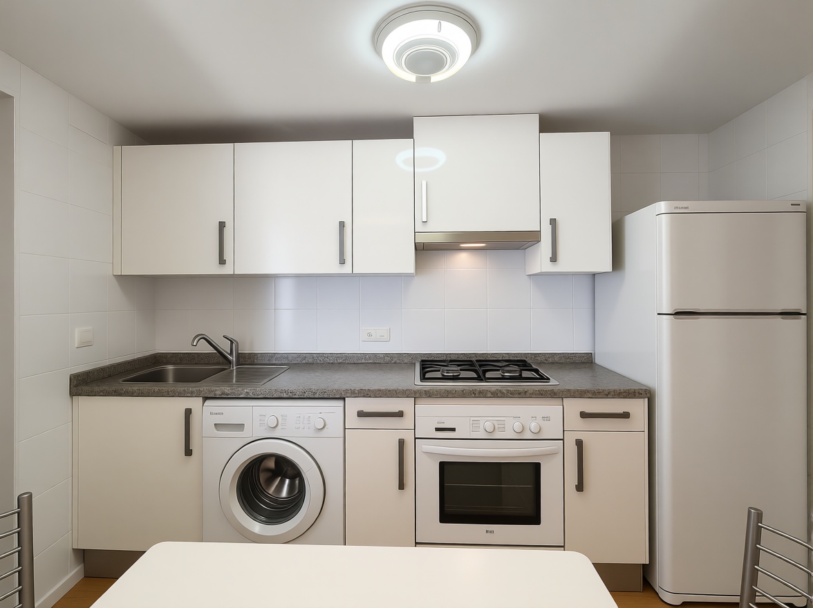 Piso en primera línea de playa en Villajoyosa — Kitchen