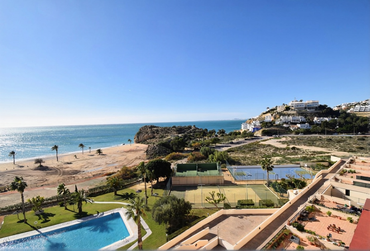 Flat in Primera Línea de Playa in Villajoyosa — Sea view