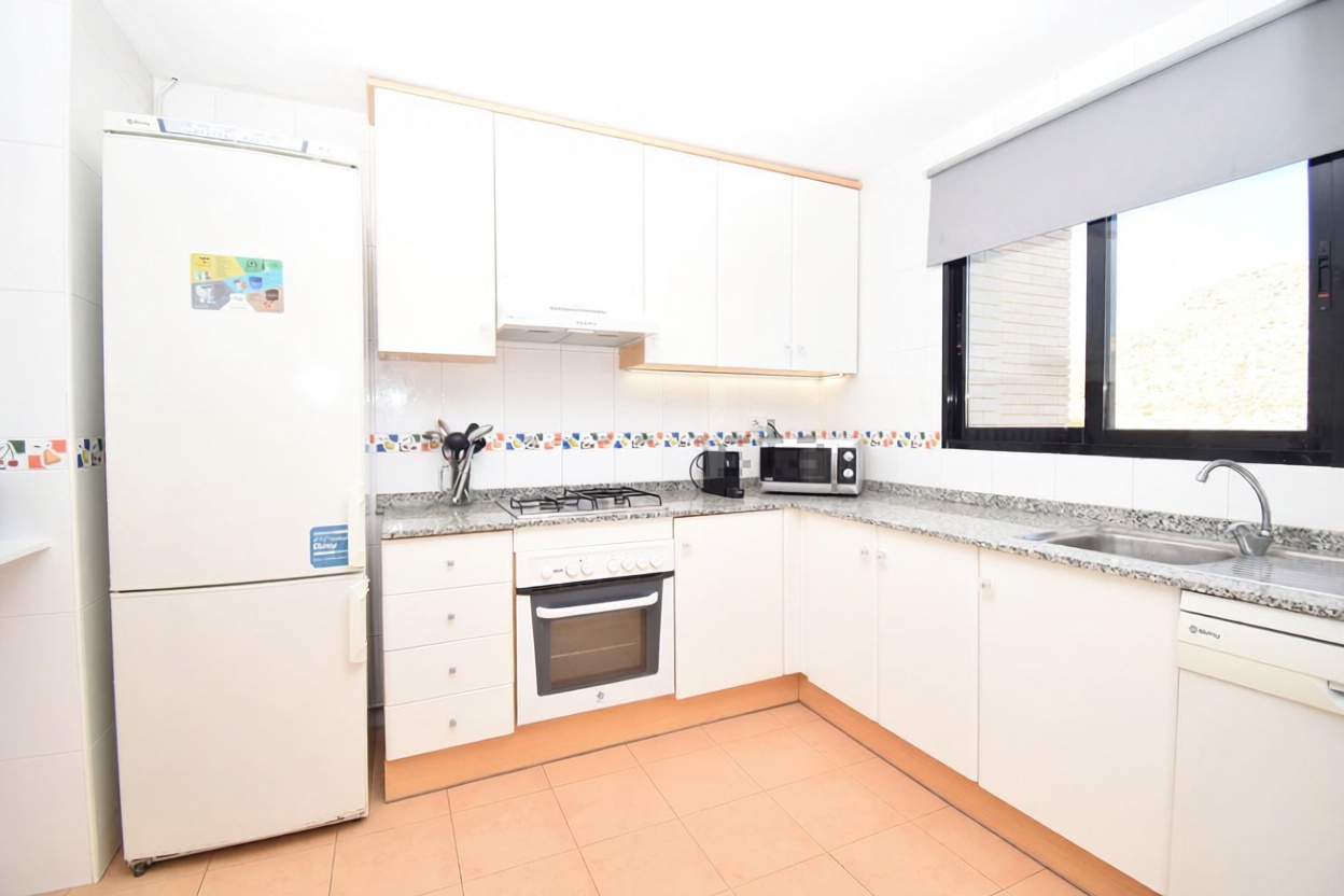 Flat in Primera Línea de Playa in Villajoyosa — Kitchen