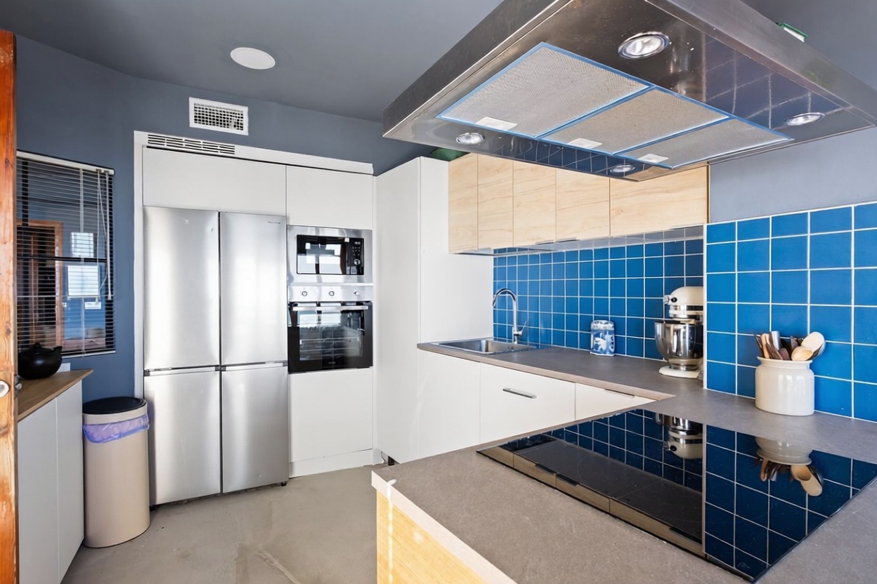 Ático en primera línea de mar en Villajoyosa — Kitchen