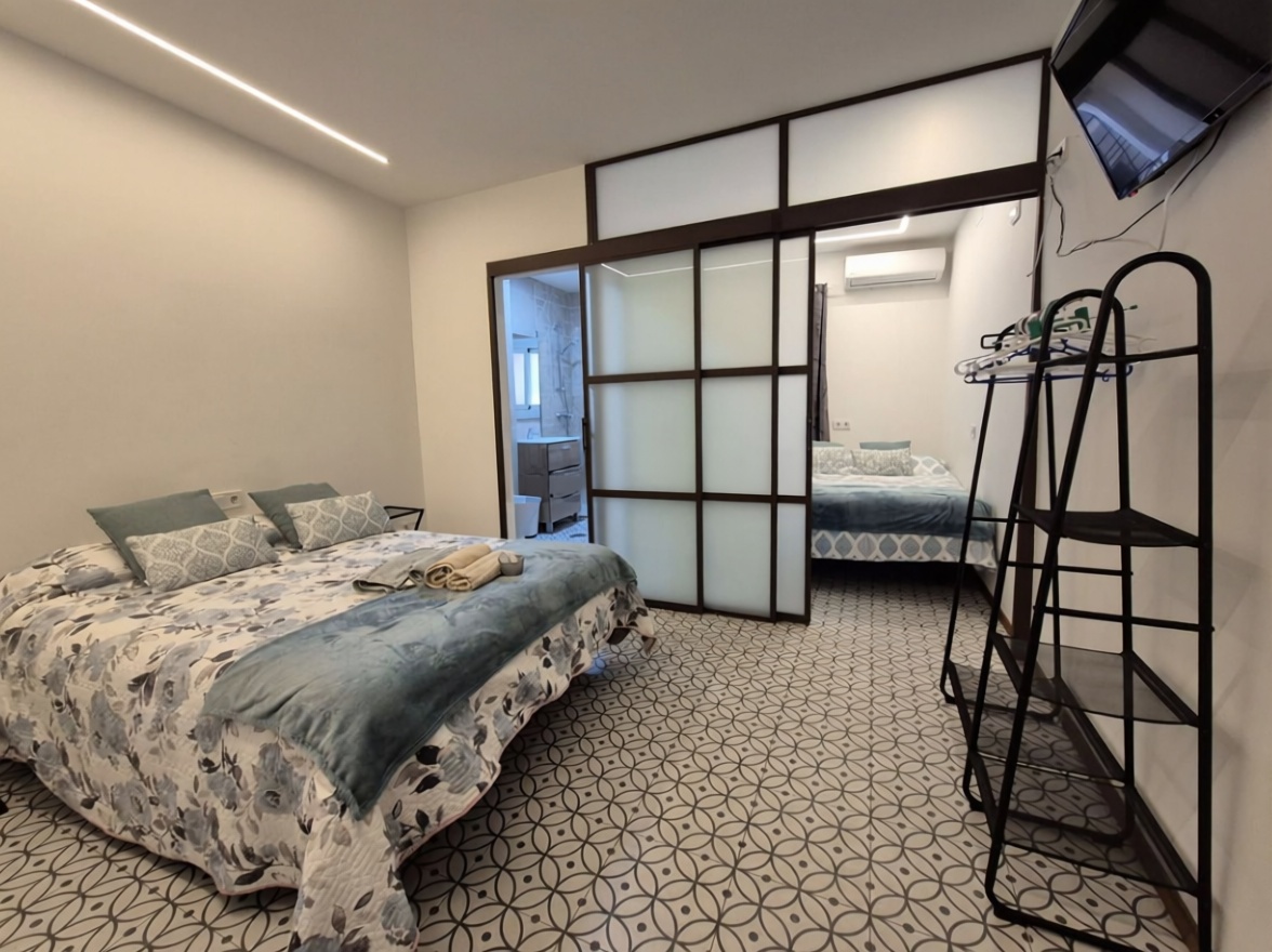 Flat in Villajoyosa on the First Line of the Beach — Bedroom