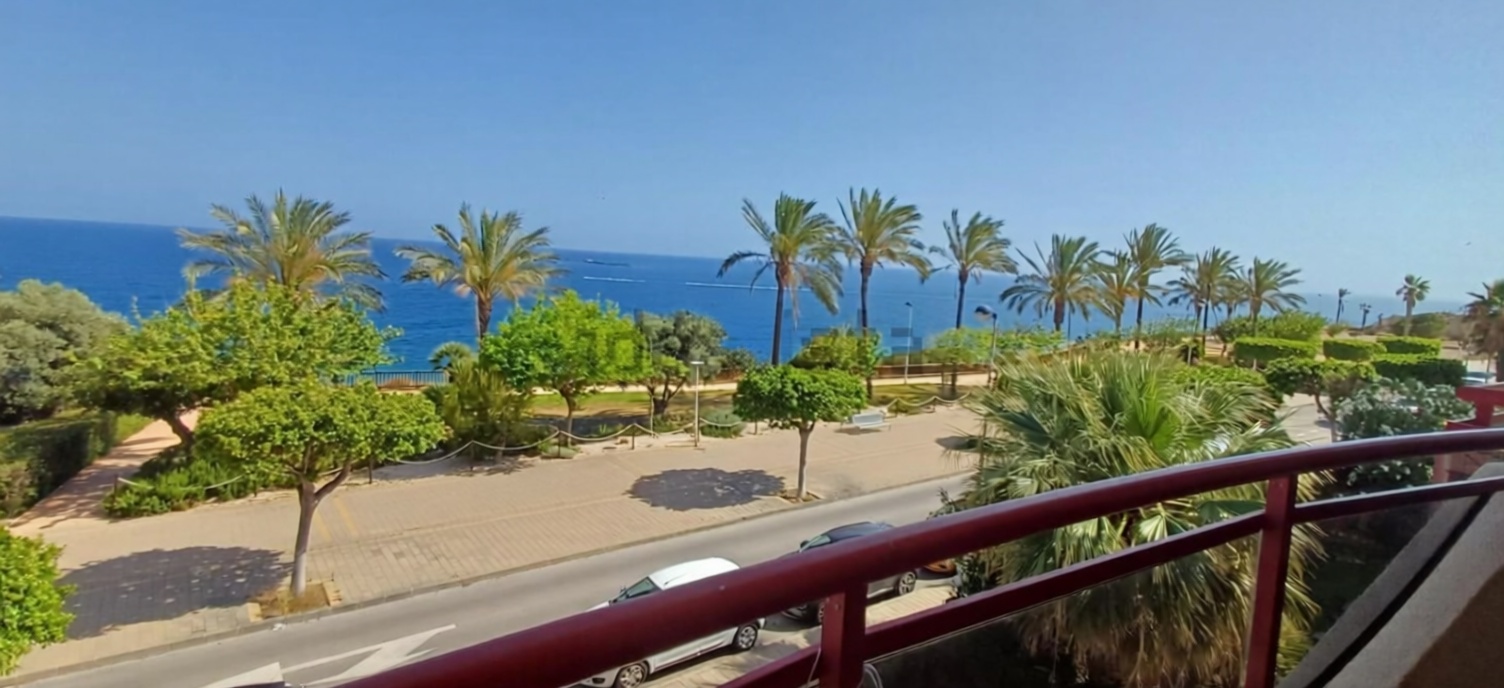 Appartement en première ligne de plage à Villajoyosa