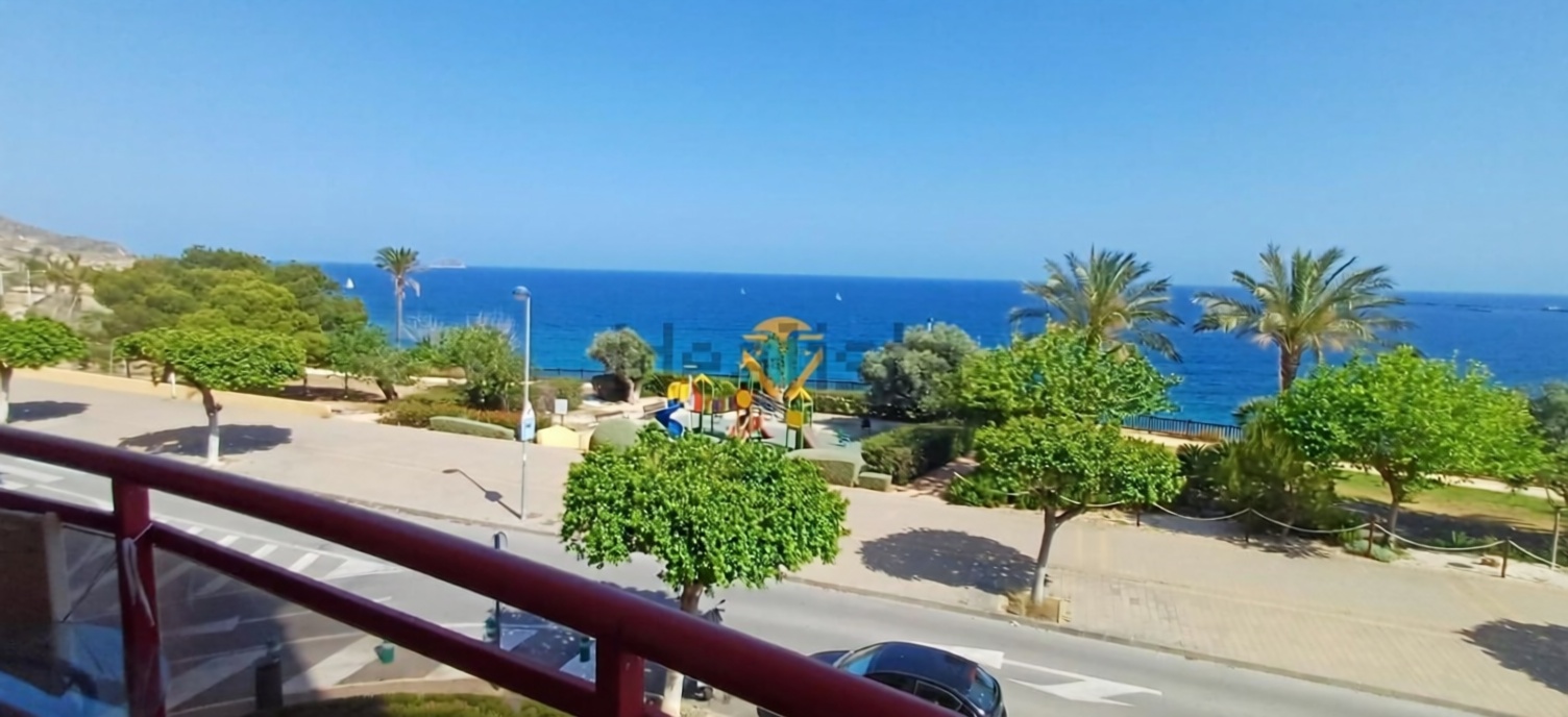 Flat in Villajoyosa on the Seafront — Sea terrace