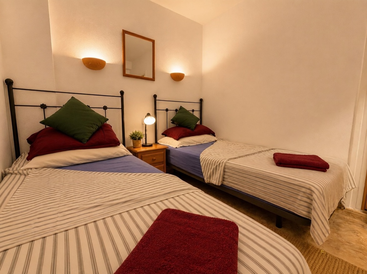 Piso en primera línea de playa en Finestrat — Dormitorio