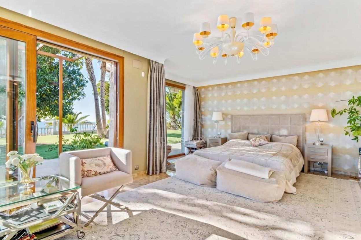 Chalet avec accès direct à la plage à El Campello — Chambre