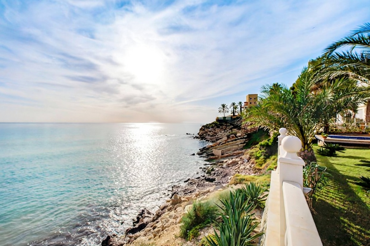 Шале с прямой выход на пляж в El Campello — Морской вид