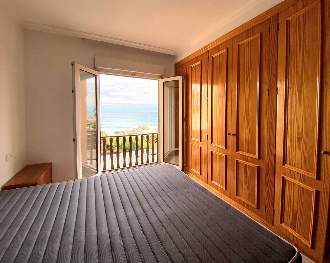 Chalet avec accès direct à la plage à El Campello — Chambre