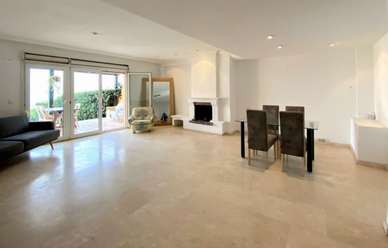 Chalet avec accès direct à la plage à El Campello — Séjour