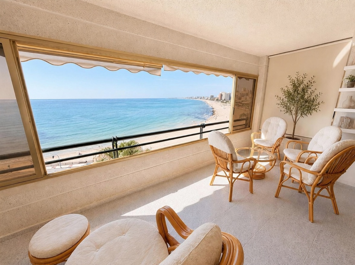 Piso en primera línea de playa en El Campello